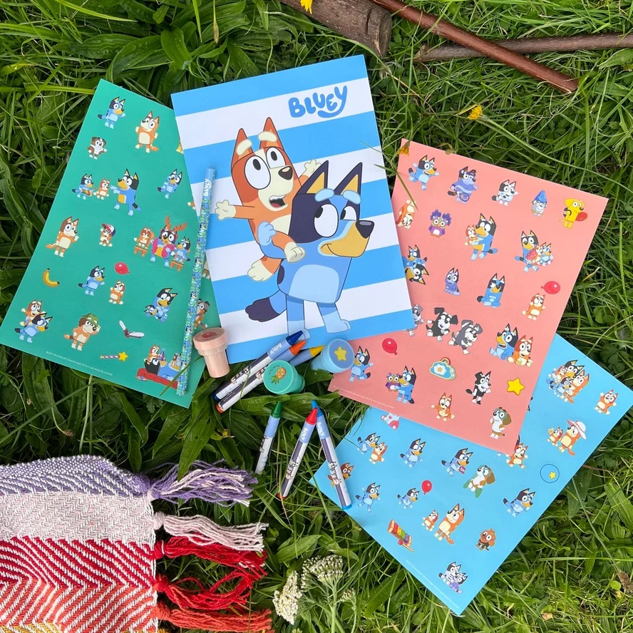 Bluey Stick and Stamp Activity Set - Image 2