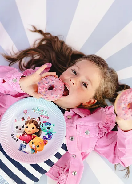 Gabby's Dollhouse the Movie Paper Plates 23 cm (Pack of 6) - Image 3
