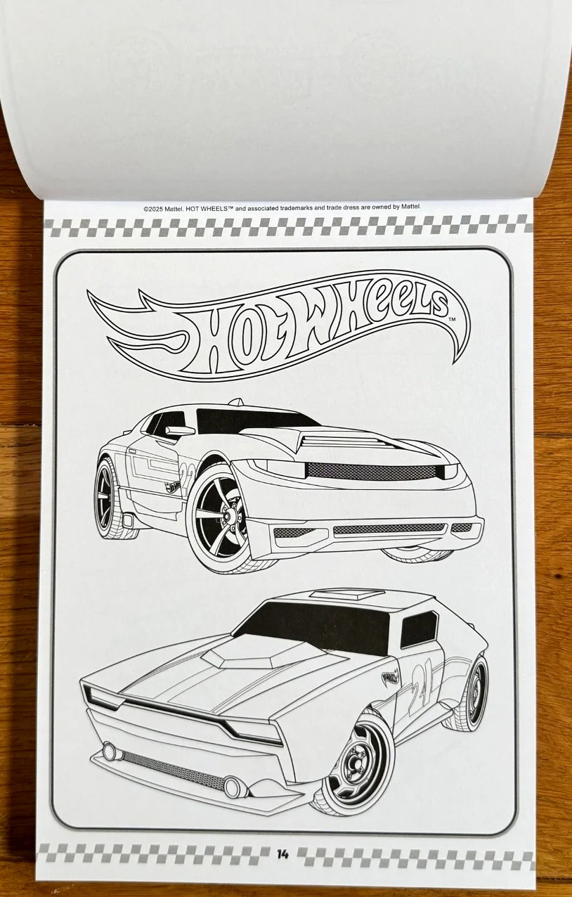 Hot Wheels Mega Colouring Pad - Image 3