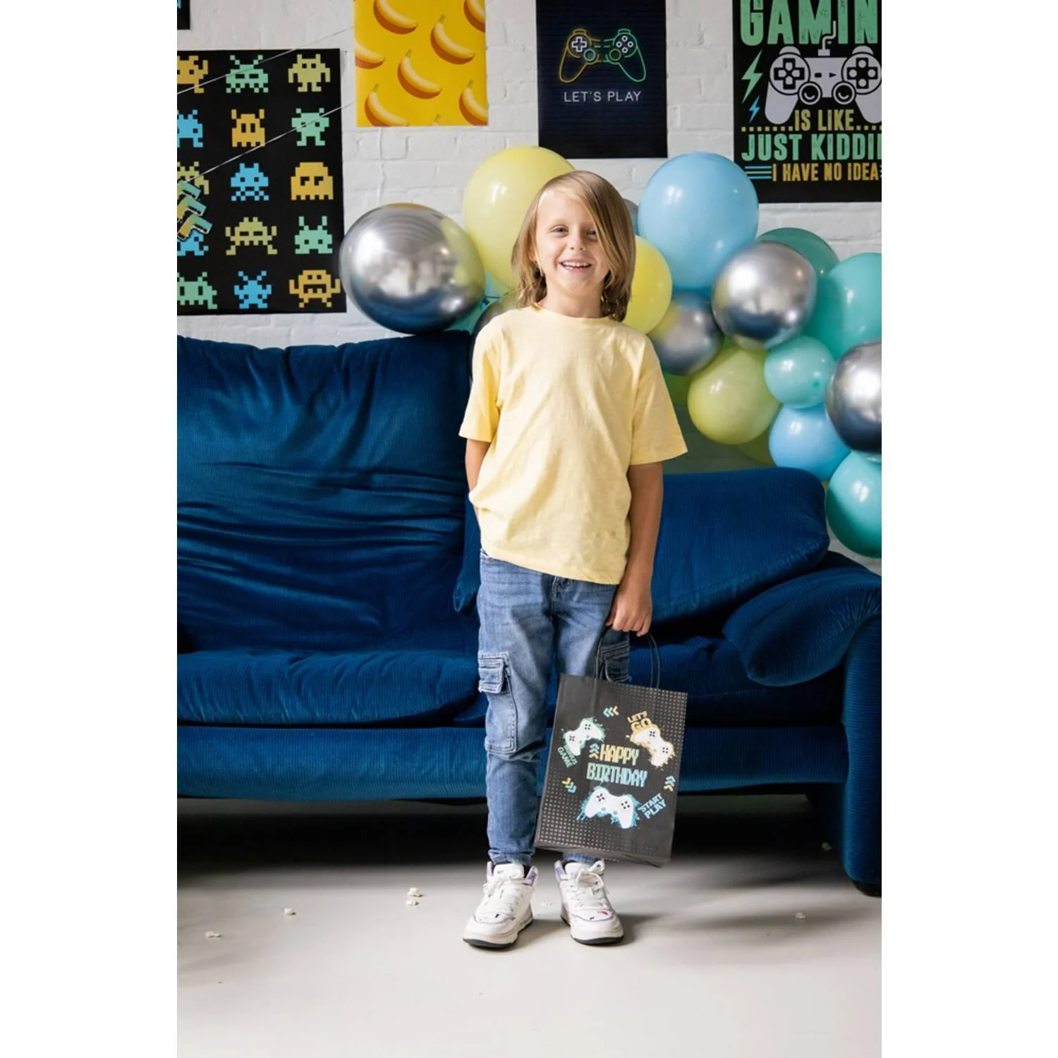 Level Up Gaming Party/Gift Bags, 20 x 27 cm (Pack of 1 or 6) - Image 6