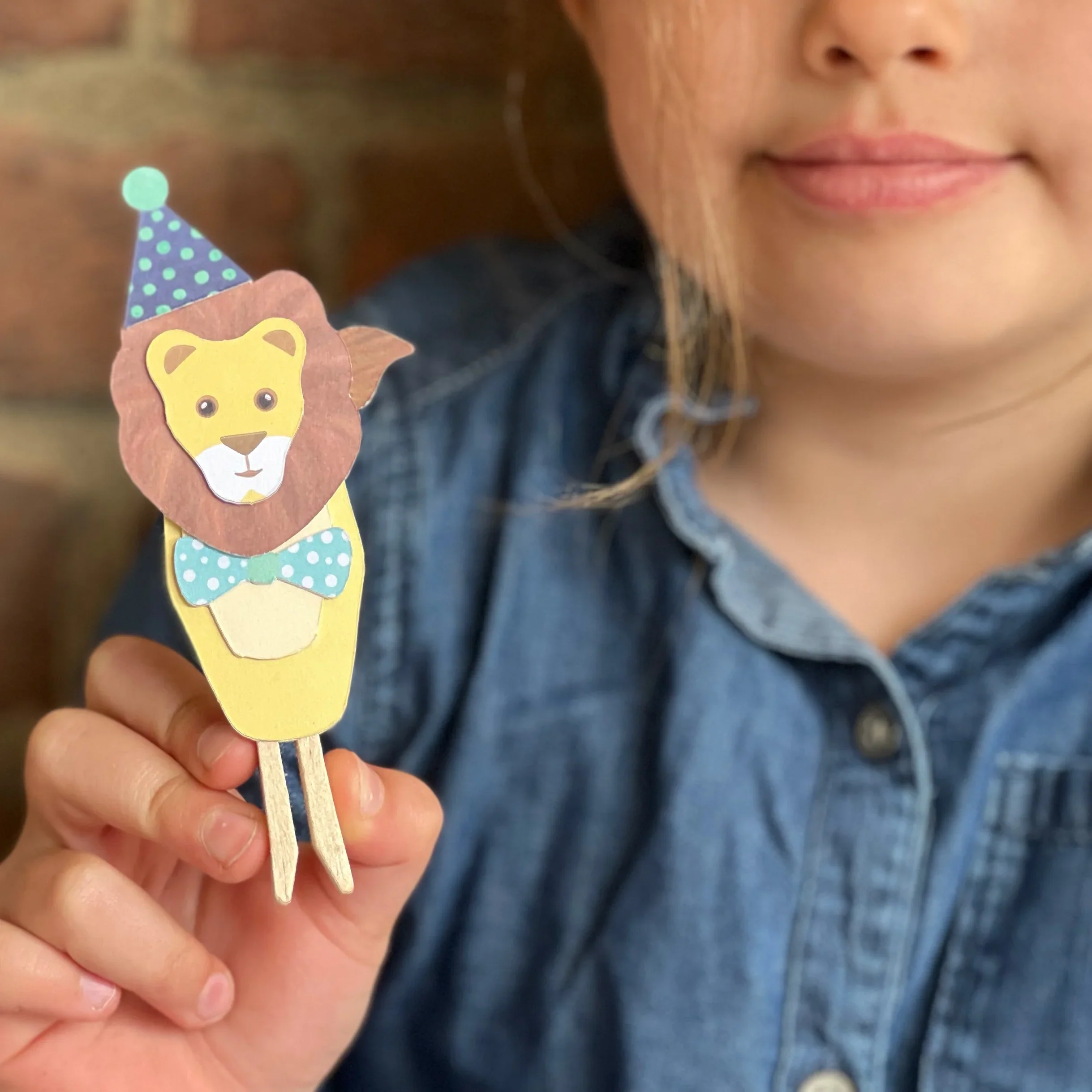 Make Your Own Lion Peg Doll Kit - Image 5