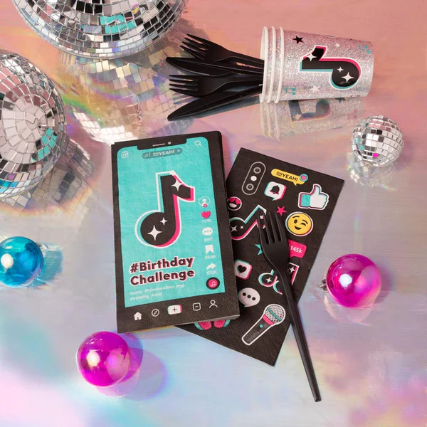 Party Music Paper Napkins 40 x 32 cm (pack of 20) - Image 3