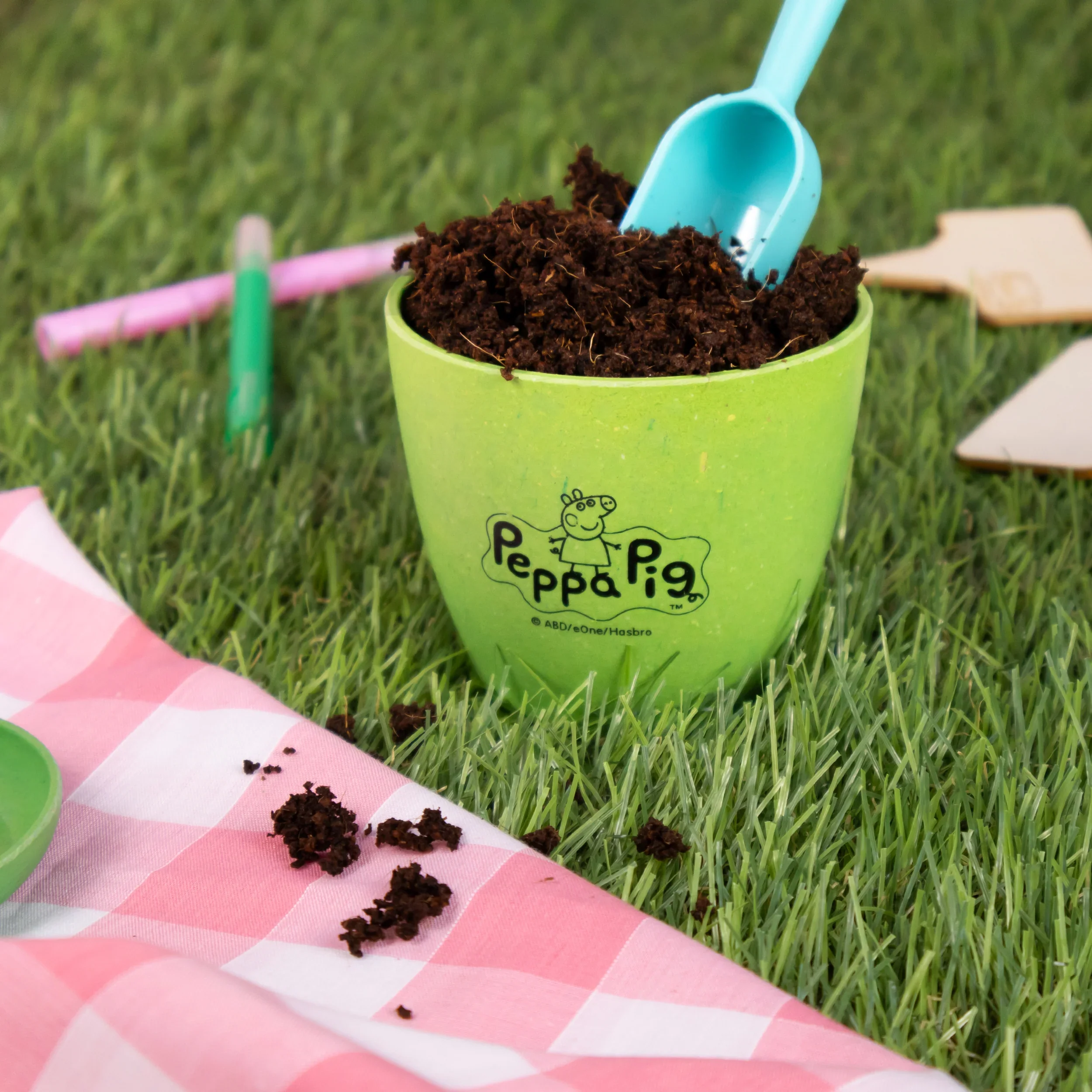 Peppa Pig Plant Growing Kit, Grow Basil, Chives and Cress - Image 4