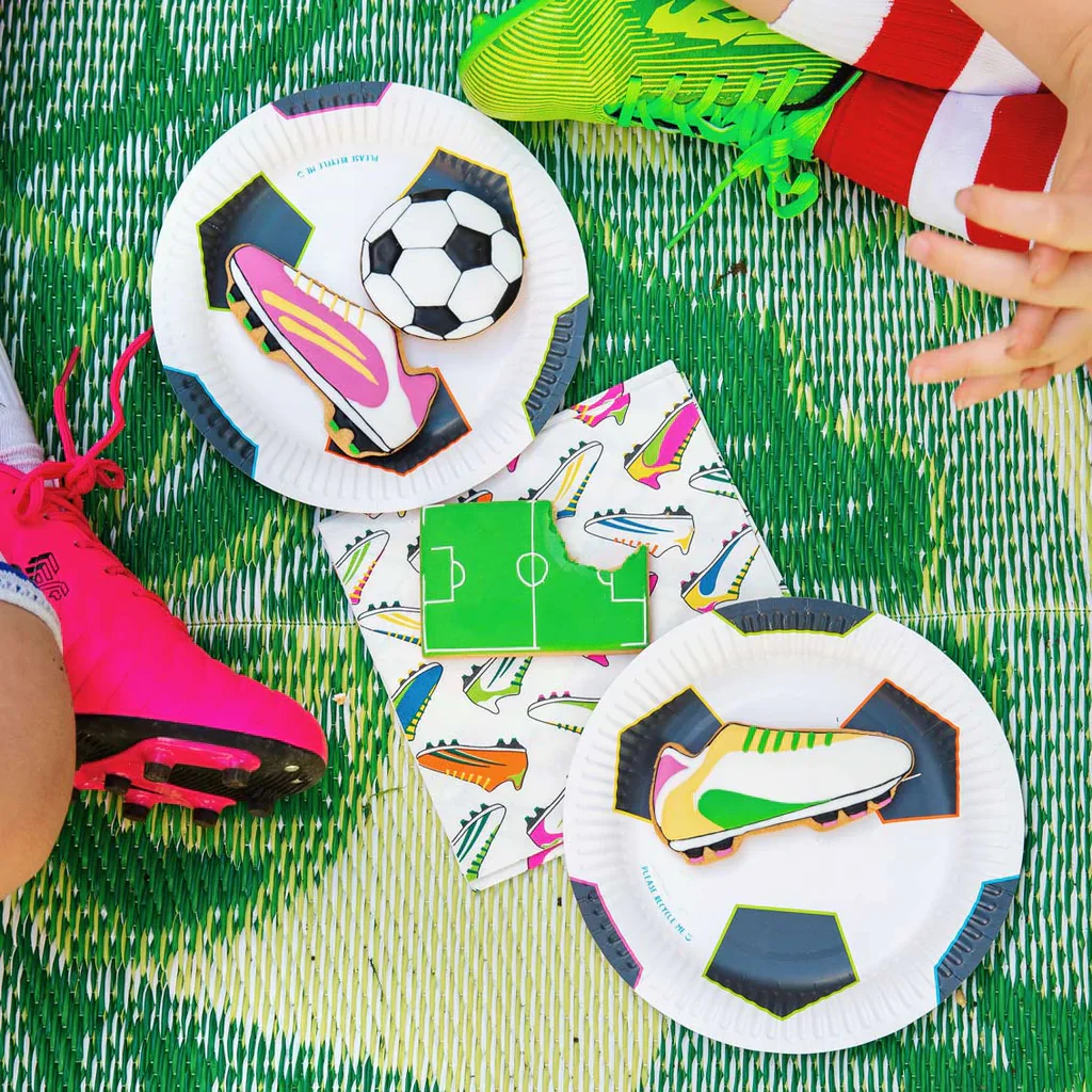 Recyclable Football Napkins (Pack of 20) - Image 4