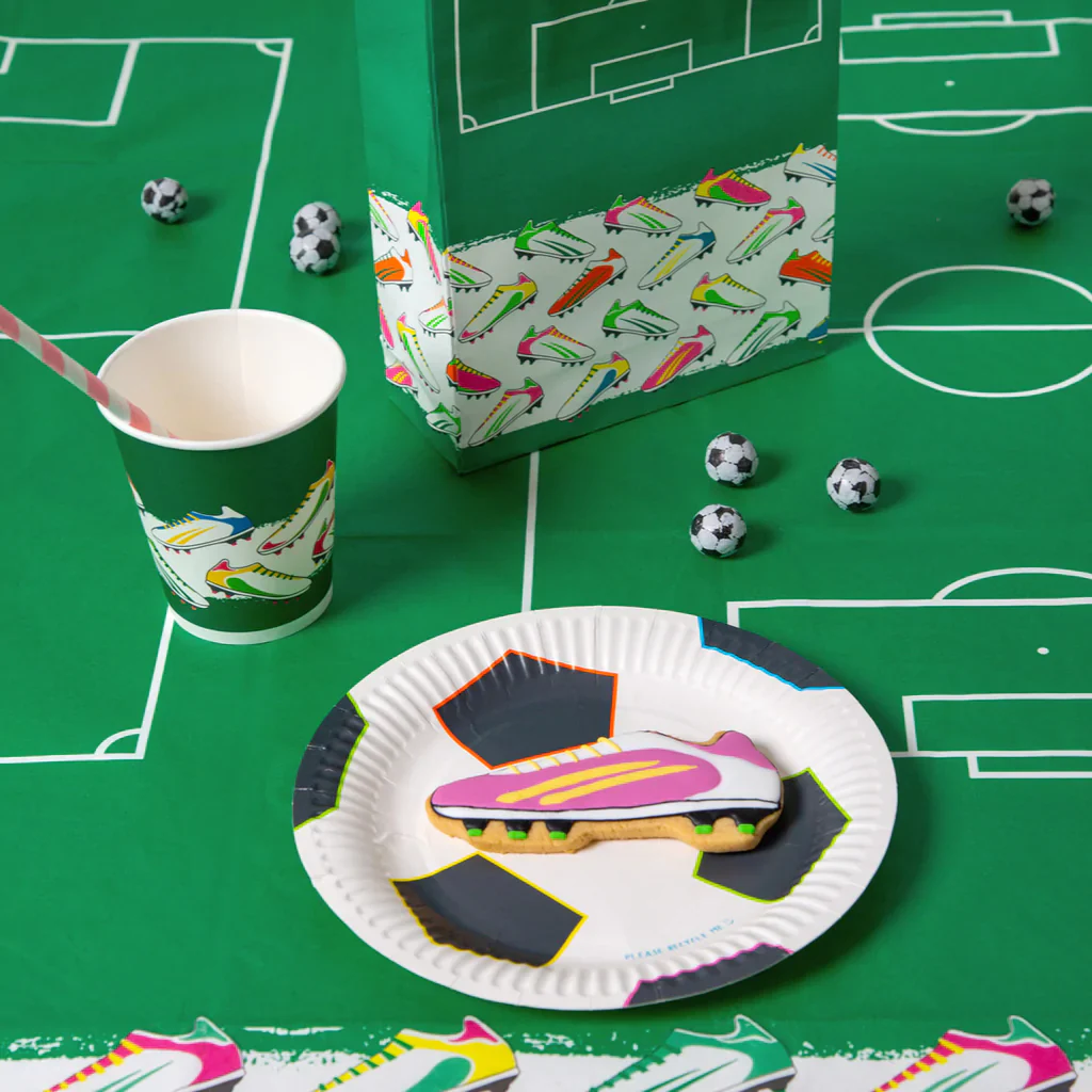Recyclable Football Plates (Pack of 12) - Image 3