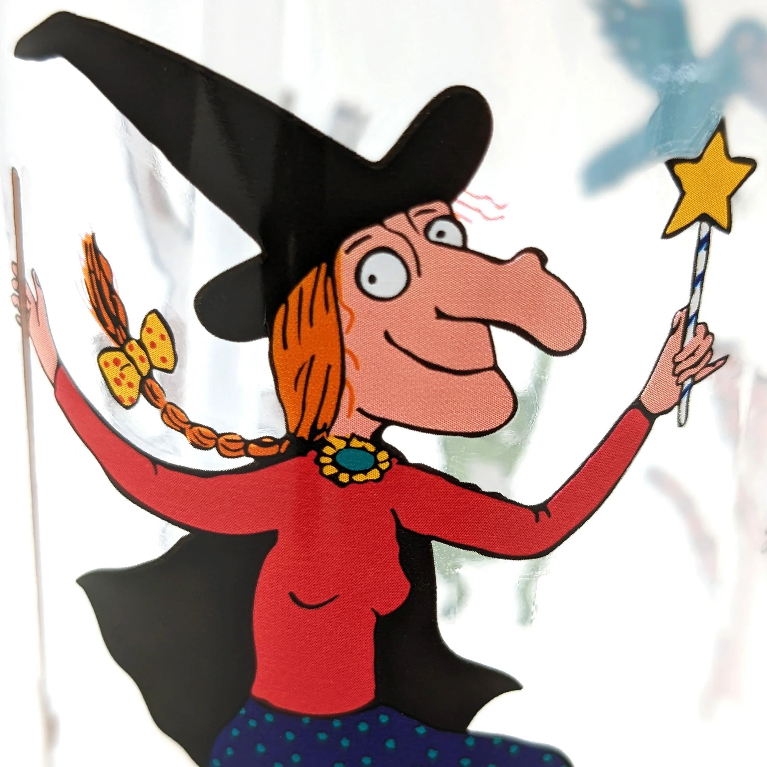 Room On The Broom Children’s Water Bottle - 500ml and BPA Free - Perfect for Young Children - Image 4