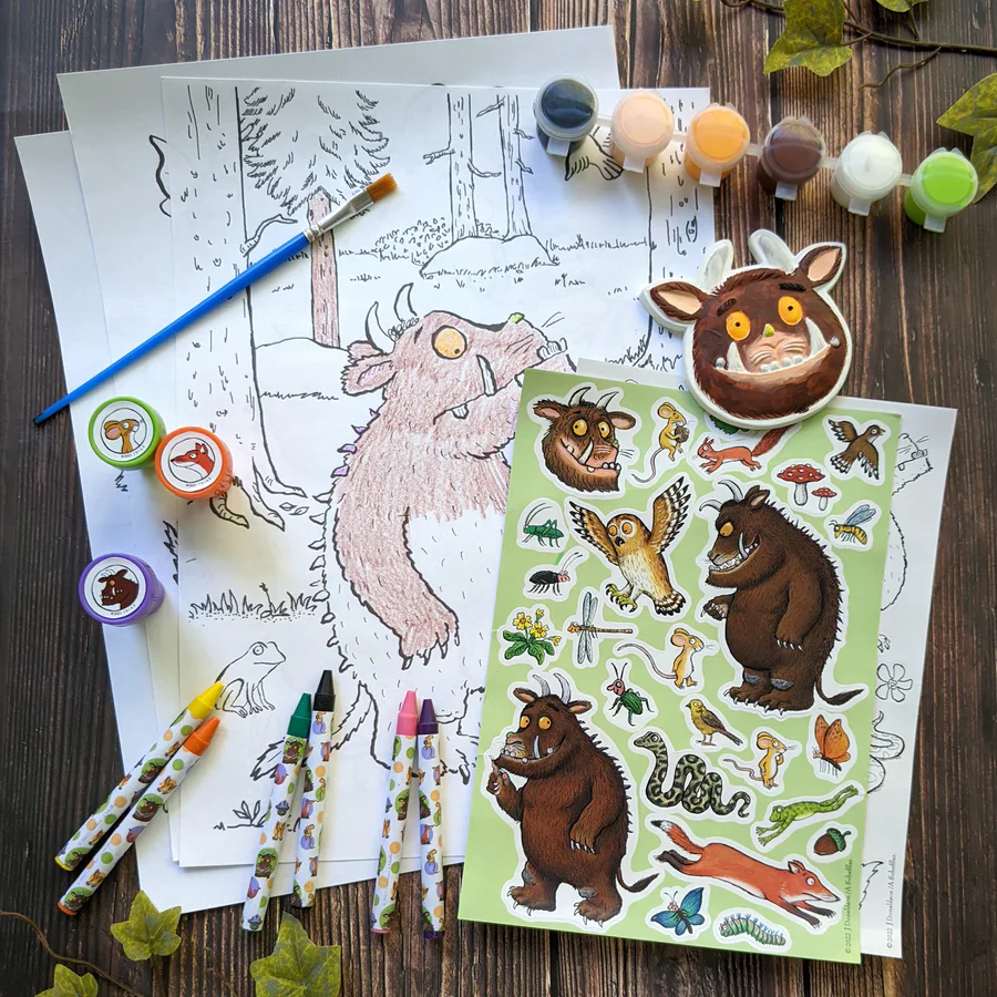 The Gruffalo Children's Art Activity Set - Includes Paints, Crayons and Stickers - Image 2