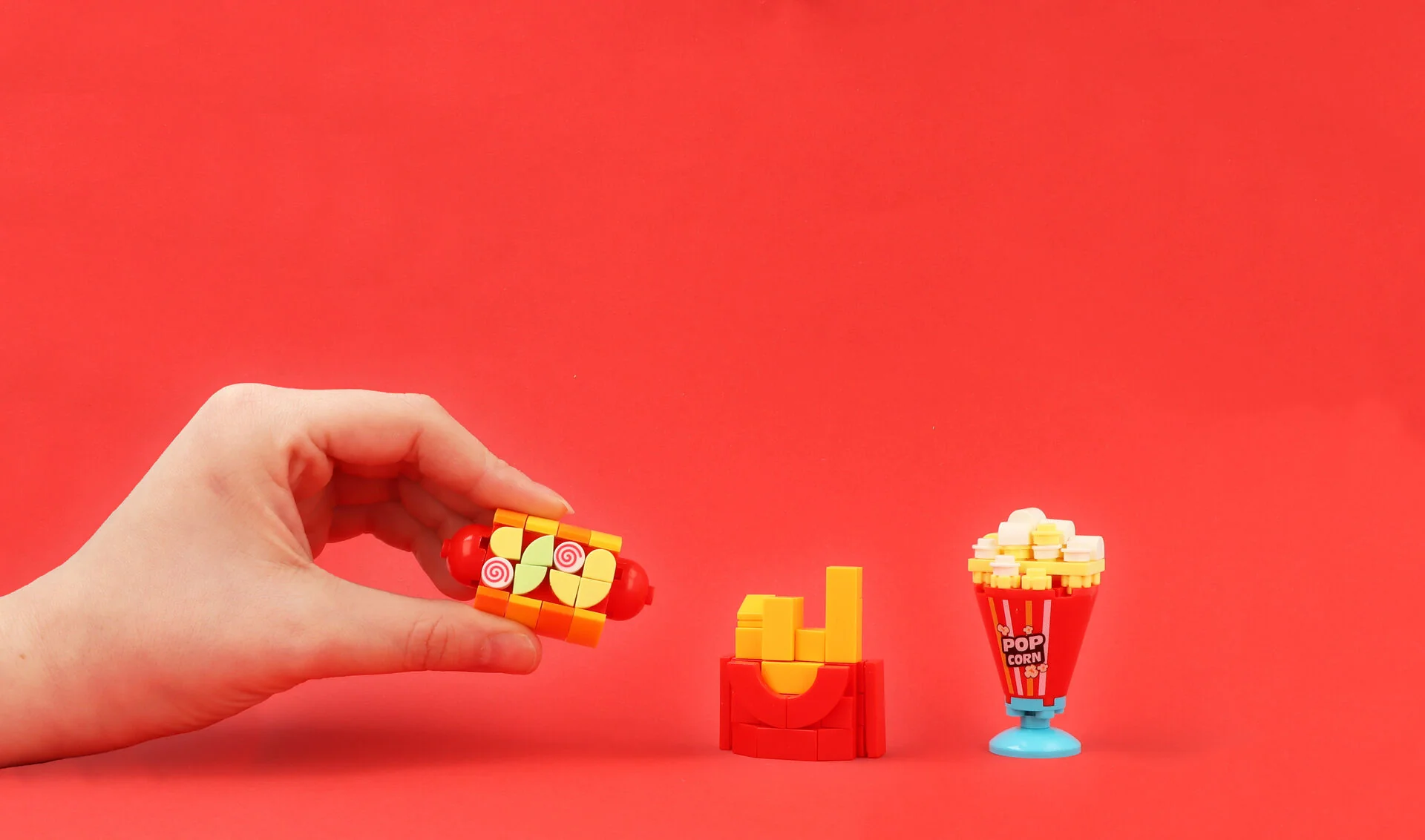 Yummies Food Building Block Brick Kits - Image 9